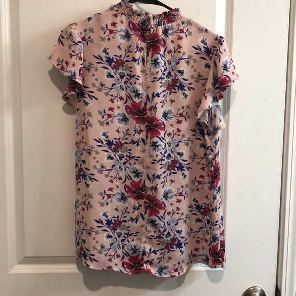 Massani Size medium short sleeved blouse - Picture 2 of 6